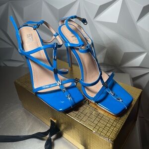Shane Justin heels